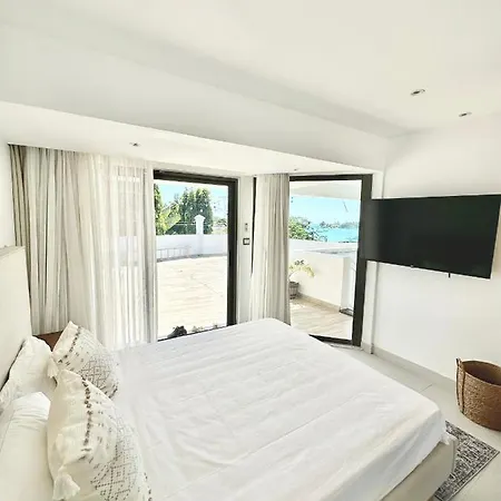 Studio H Grandbay Sea-View Exteriér fotografie